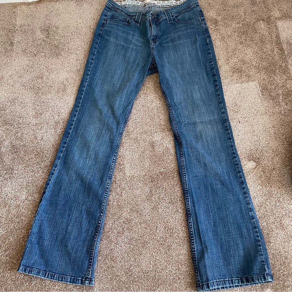 Lee Women’s Blue Mid Rise Bootcut Lower on the Waist Jeans